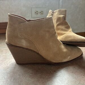 Lucky Brand Beige Suede Wedge Booties